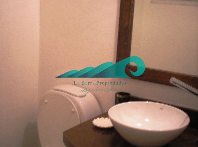 4386a940-cdca-4c04-bf82-cda13abab8ec