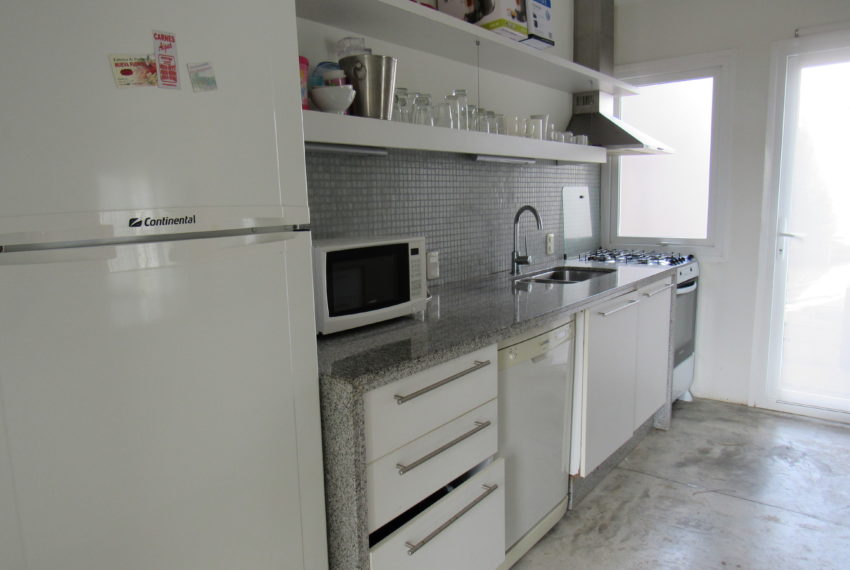 Azibi (24)