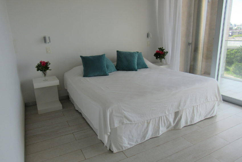 Beach House (2)