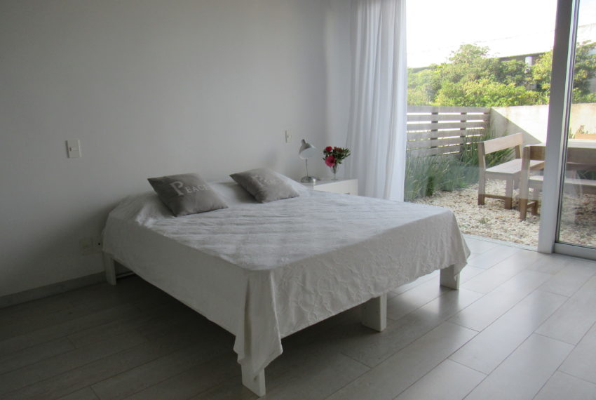 Beach House (23)